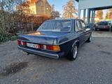 Mercedes-Benz 230 E W123 Automatik - Mercedes-Benz W123