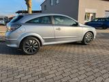 Opel Astra GTC 1.8 ECOTEC 103kW GTC - Opel Astra: Coupe, 1.8