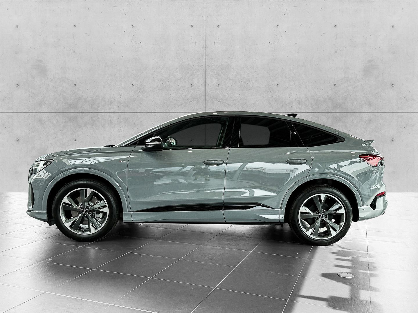 Audi Q4 Sportback e-tron performance 210 HUD,AHK,Tech imagem 2