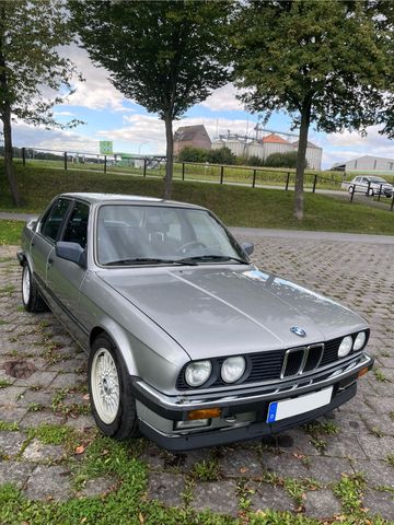 BMW 320i - E30 - 6 Zylinder - 167tkm - Original