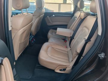 Audi Q7 - 12