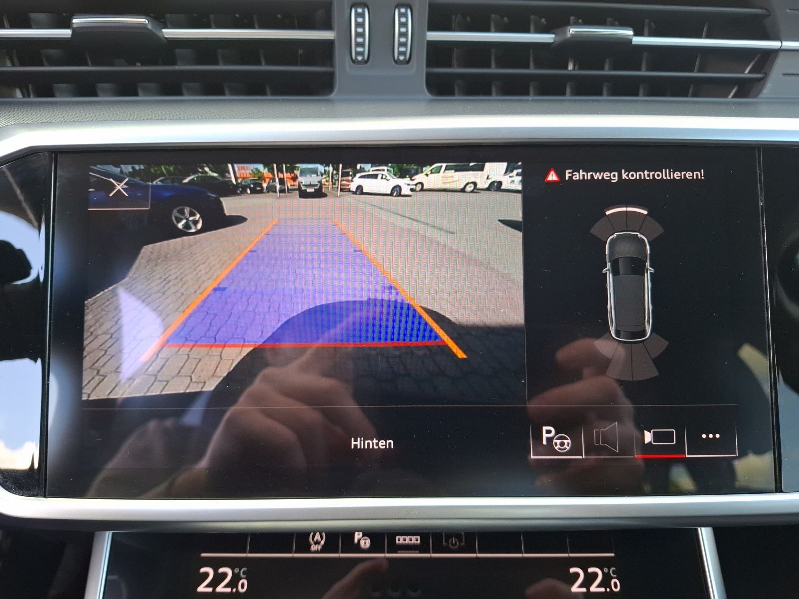 Fahrzeugabbildung Audi A6 Avant 40 TDI quattro design S-tronic  Matrix