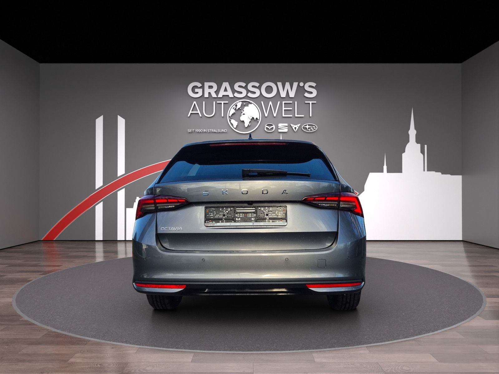 Fahrzeugabbildung SKODA Octavia Combi 1.5 TSI Selection/ACC/AHK/LED