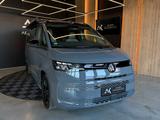 Volkswagen T7 Multivan California Beach 4300km.  - Volkswagen: Multivan Beach