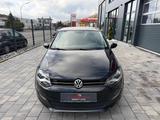Volkswagen Polo V Team*SHZG*KLIMA*TEMPO*8-FACH*PDC*TOP - Volkswagen Polo aus 2011: Team