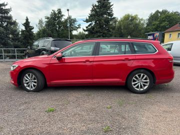 Volkswagen Passat Variant - 2