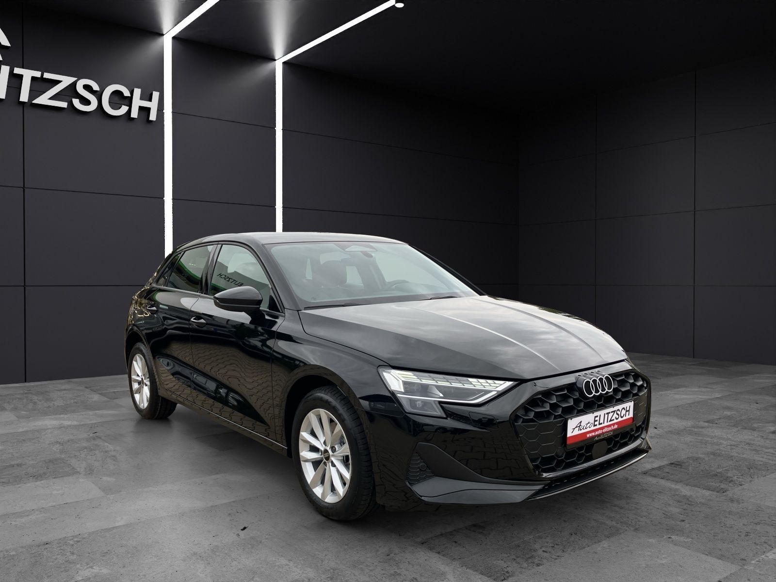 Fahrzeugabbildung Audi A3 Sportback TFSI advanced LED ACC NAVI RFK