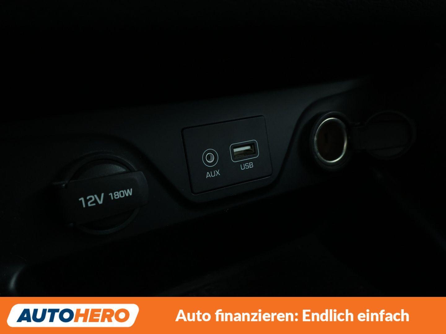 Hyundai Tucson 1.6 Trend blue 2WD *NAVI*CAM*PDC*SHZ*AHK*