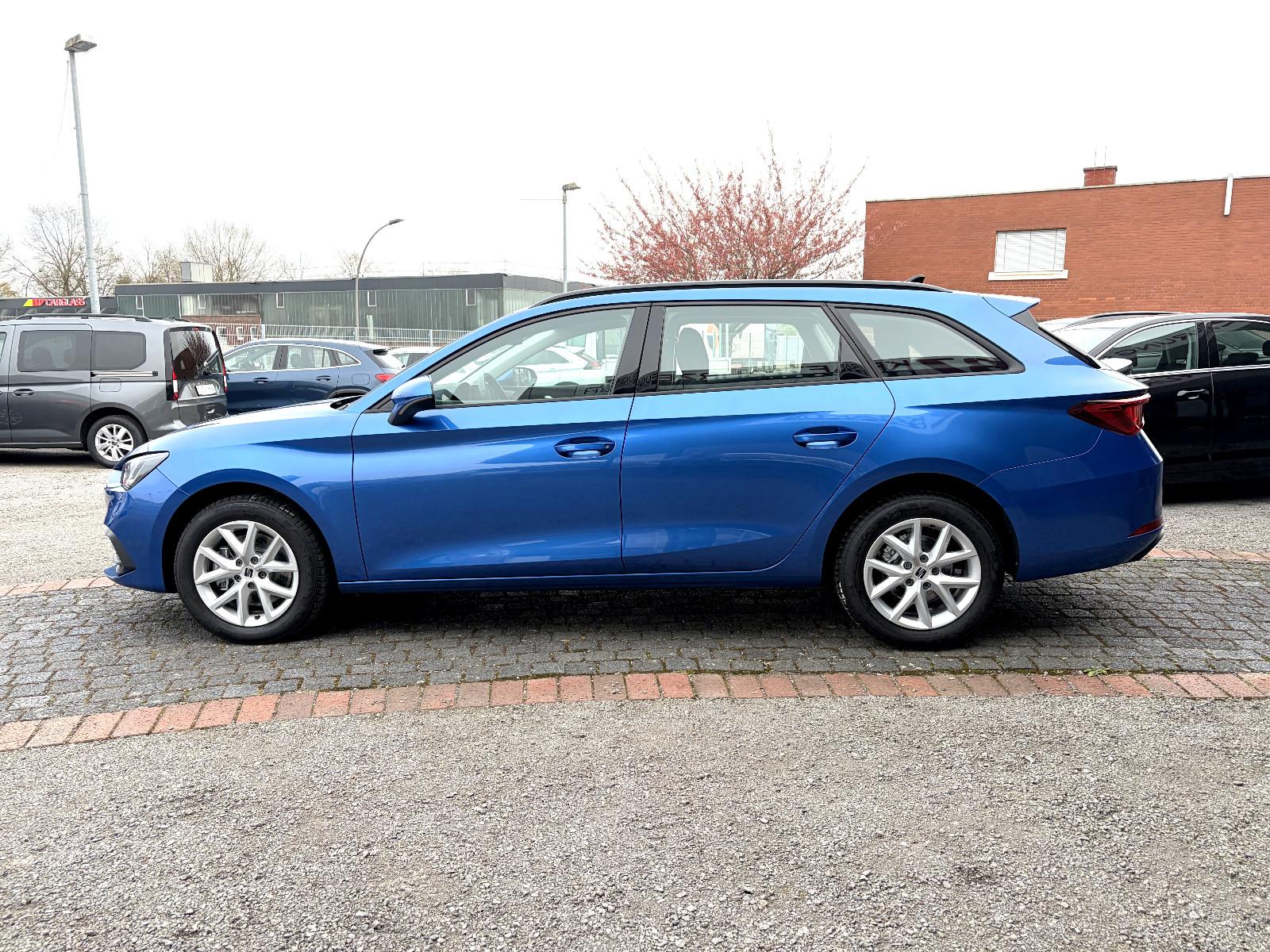 Seat Leon Sports Tourer 2.0 TDI  LED NAVI AHK  KAMERA