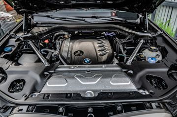 Fahrzeugabbildung BMW X3 M40 d HUD|KAMERA|LED|ACC|SHZ|LHZ|360°