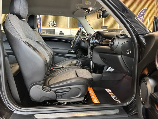 MYAUTOCENTER – Gebraucht- und Jahreswagen mit Werkstattservice in Pfaffenhofen MINI ONE Mini 3-trg. *2. Hand*Klima*SHZ*Bluetooth*LED