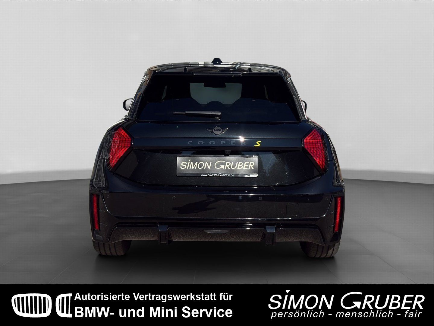 Fahrzeugabbildung MINI Cooper SE John CooperWorks Panorama HUD Ambiente