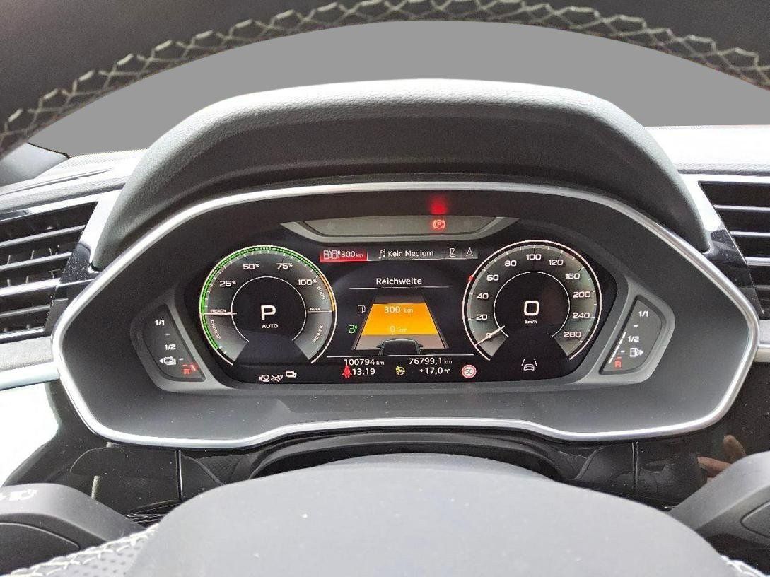 Audi Q3 Sportback S line 45 TFSIe S tronic BLACK+SONO foto 5