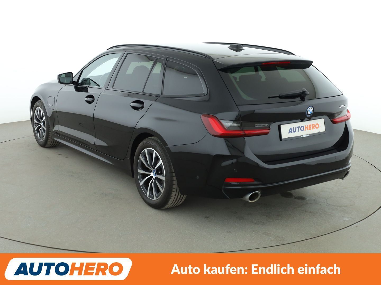 BMW 3er 330e Aut.*HEAD-UP*NAVI*LED*CAM*TEMPO*SHZ*  foto 4