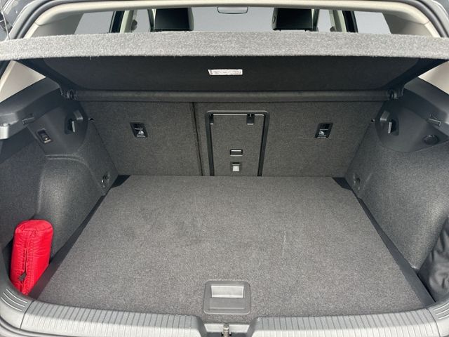 Golf VIII 2.0 TDI DSG GOAL AHK+RFK+HEAD-UP+NAVI+