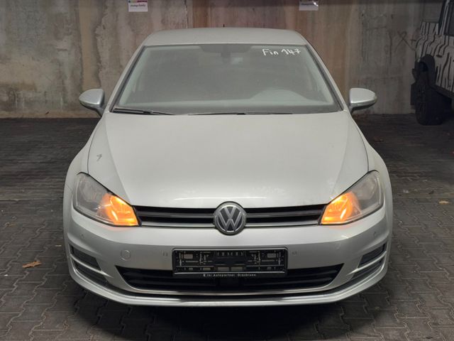 Volkswagen Golf 1.6 TDI DSG BMT CUP