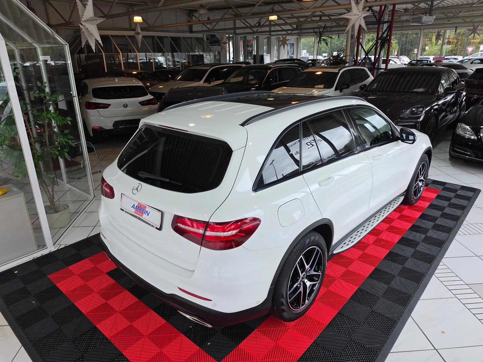 Mercedes-Benz GLC 300 4Matic AMG Line+LED+KAMERA+19" AMG+