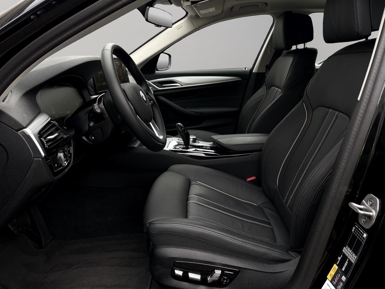 BMW 530e Touring Komfortsitze Head-Up UPE 81.880,--