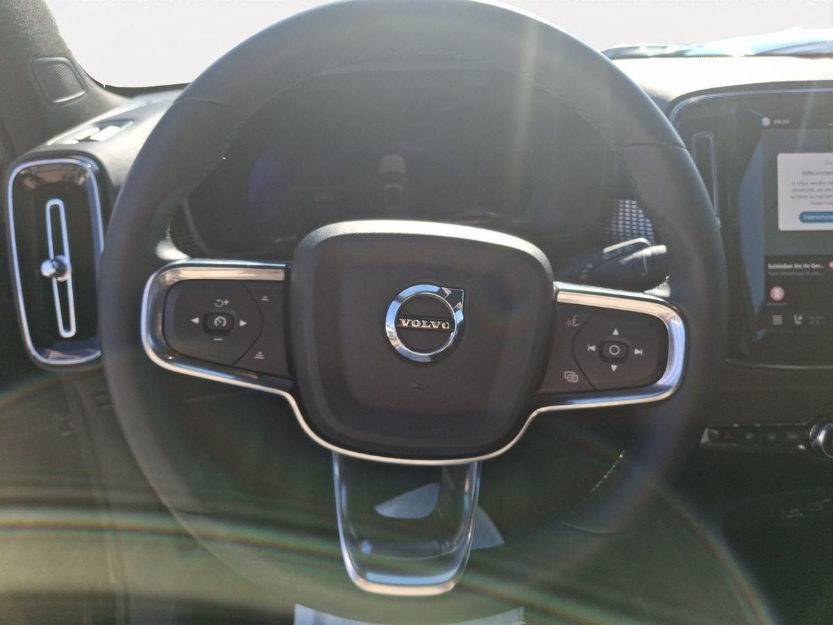 Volvo XC40 B3 Black Edition Plus 360° AHK PANO H/K 20" foto 11