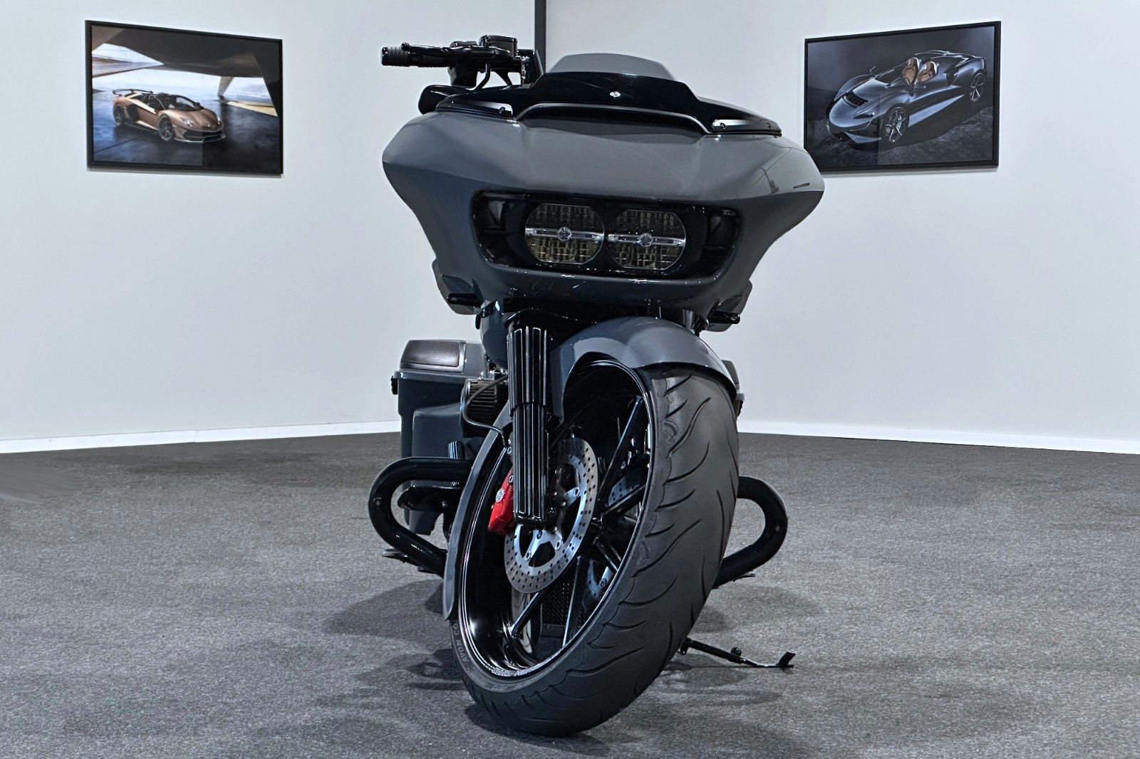Fahrzeugabbildung Harley-Davidson CVO Road Glide KODLIN 23" FAT TI
