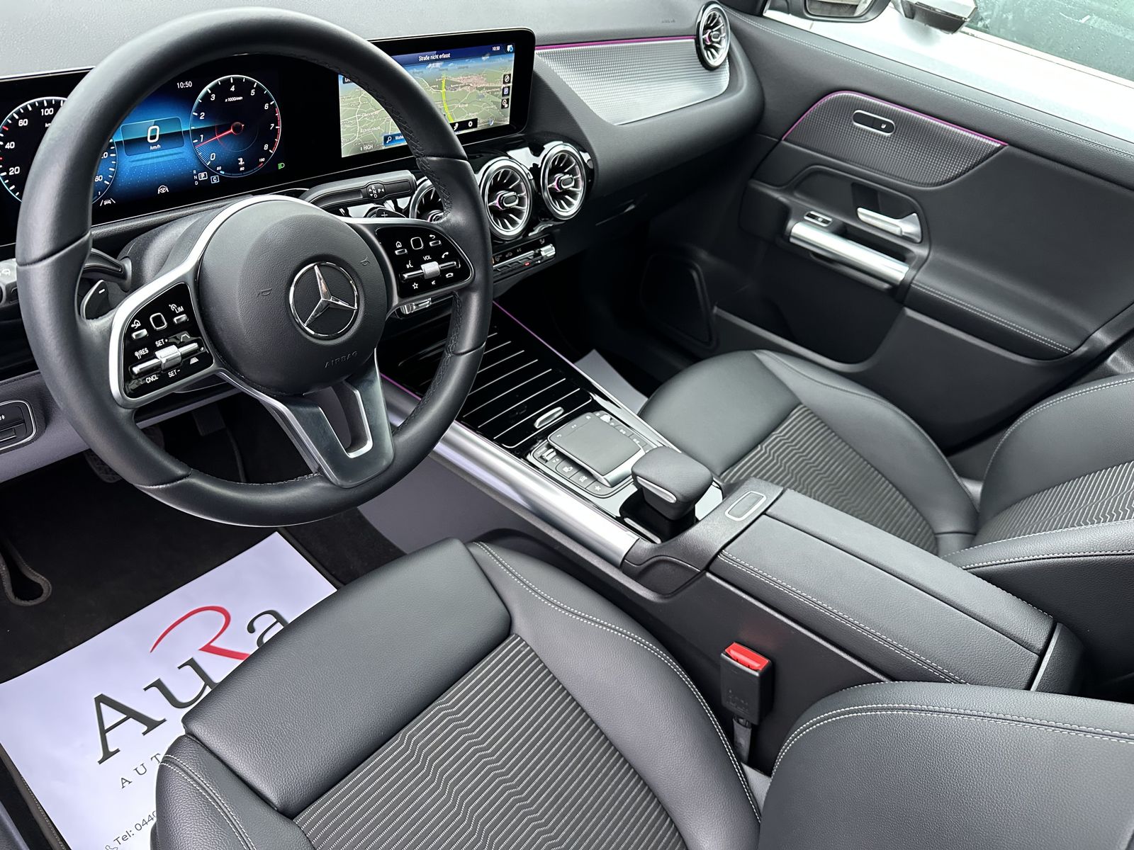 Fahrzeugabbildung Mercedes-Benz GLA 200 Progressive NAV+LED+360°+18ZO+DISTRONIC