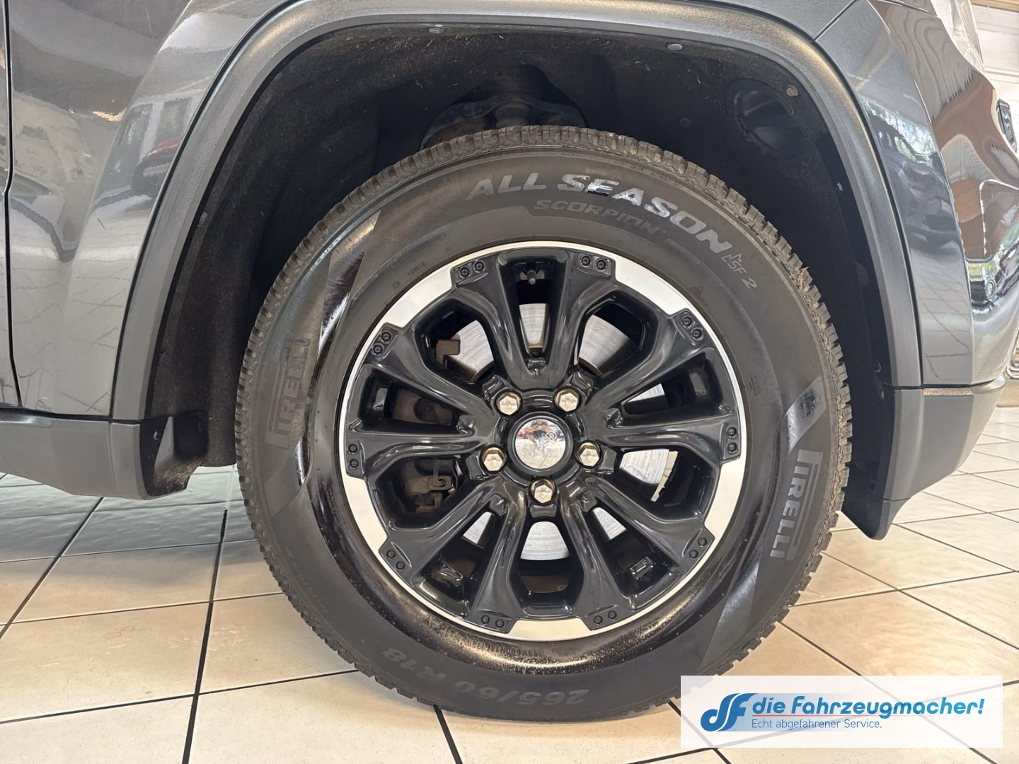 JEEP GRAND CHEROKEE 5.7 V8