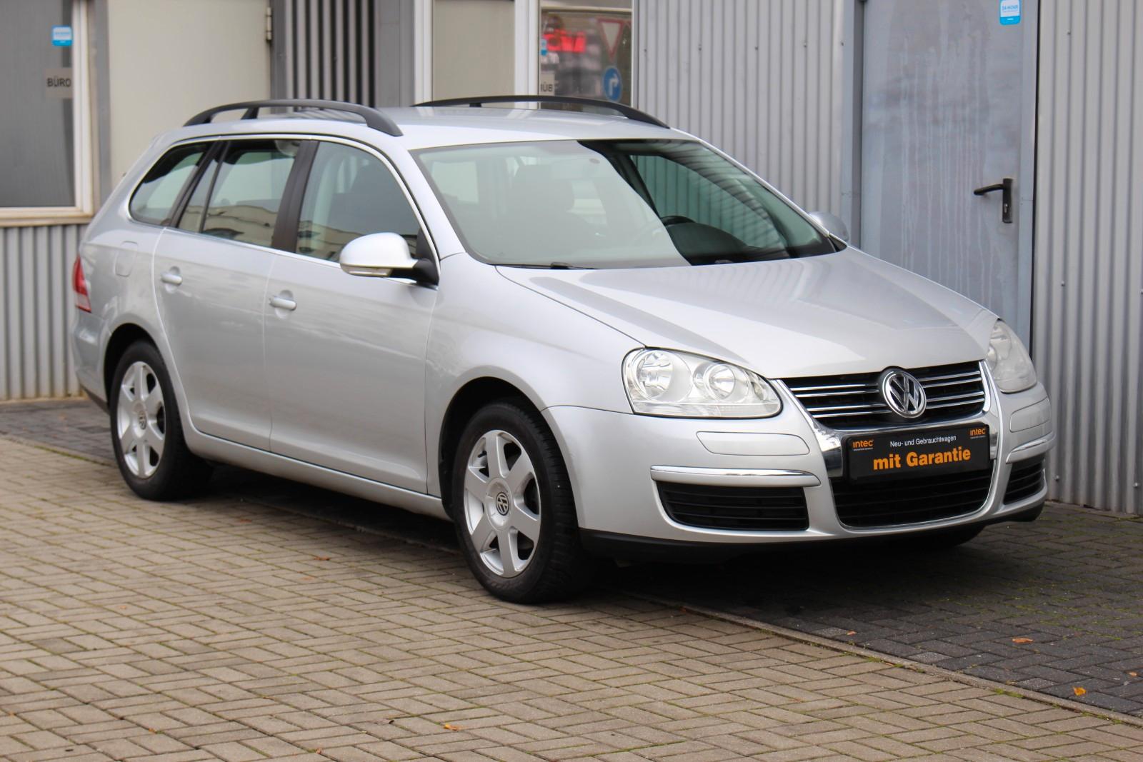 Volkswagen Golf 2008 — interior