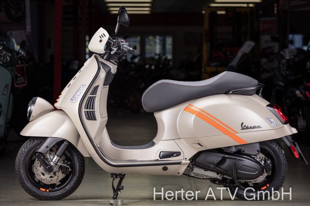 Vespa GTV 300  - in beige oder schwarz -