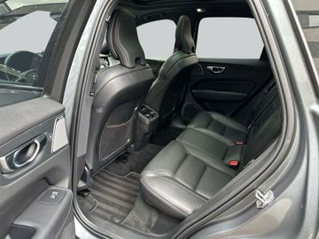 Volvo XC60 - 11