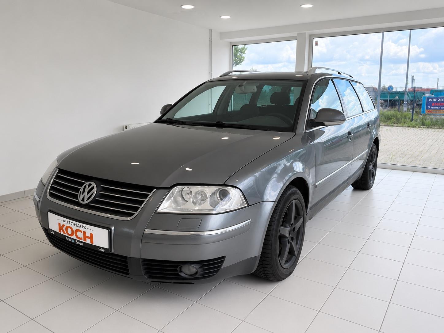 Volkswagen Passat 2005 — interior