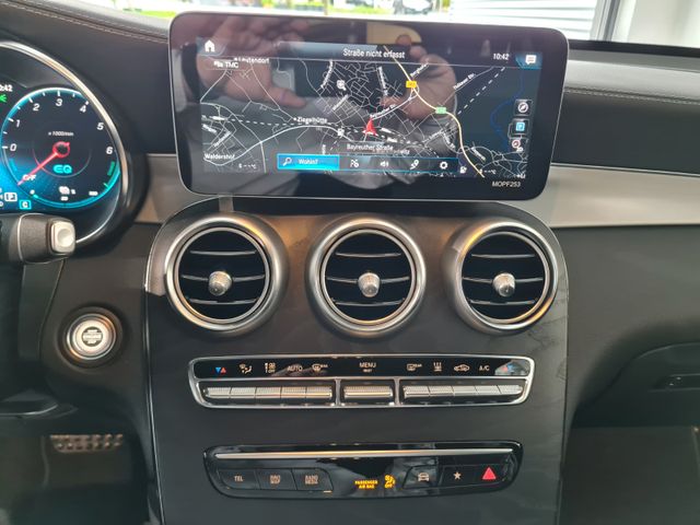 Fahrzeugabbildung Mercedes-Benz GLC 300 de 4M AMG-Line/Night/AHK/Kamera