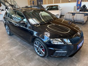 Skoda Octavia Combi RS 4x4 *PANO*NAVI*STANDHEIZUNG*AHK