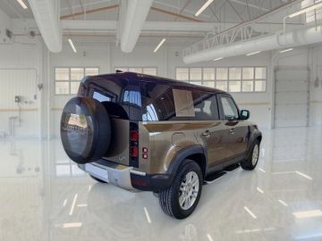 Land-Rover Defender - 4