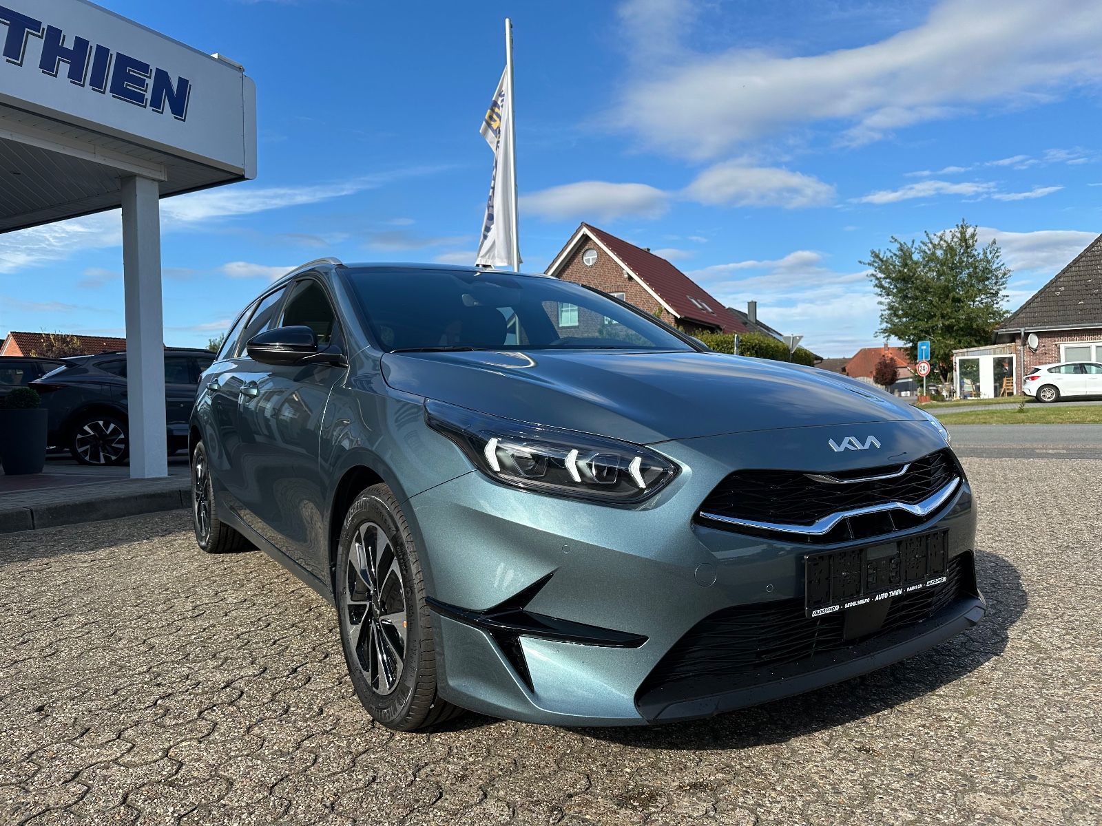 Fahrzeugabbildung Kia Ceed Sportswagon 1.0 T-GDi DCT Navi/GRA/Shzg/PDC