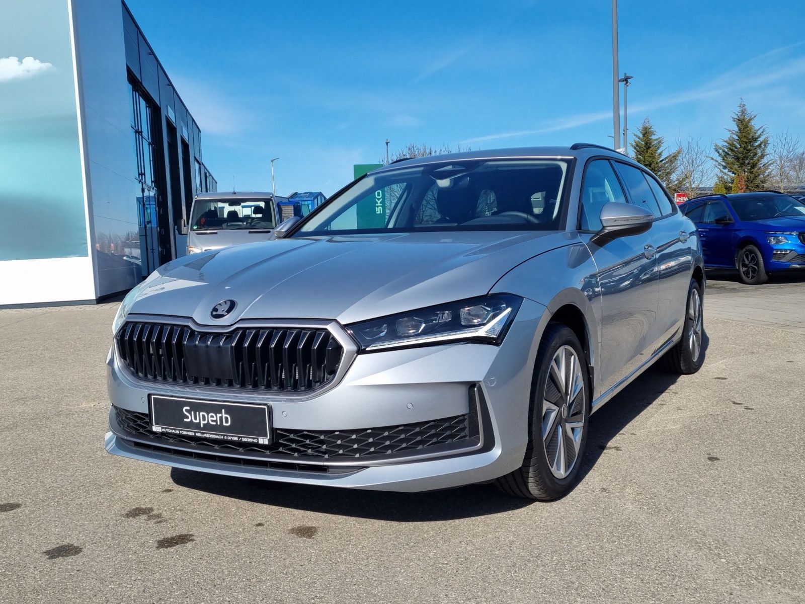 Fahrzeugabbildung SKODA Superb Combi 2.0TDI Selection AHK LI&SI FAHRASSI
