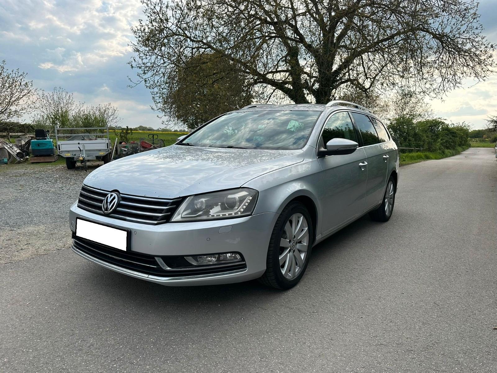 Volkswagen Passat Variant Highline BlueMotion-NAVI-BI XENON