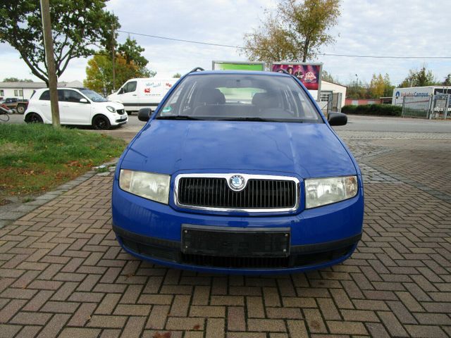 Skoda Fabia 1.4 Combi Life wenig KM