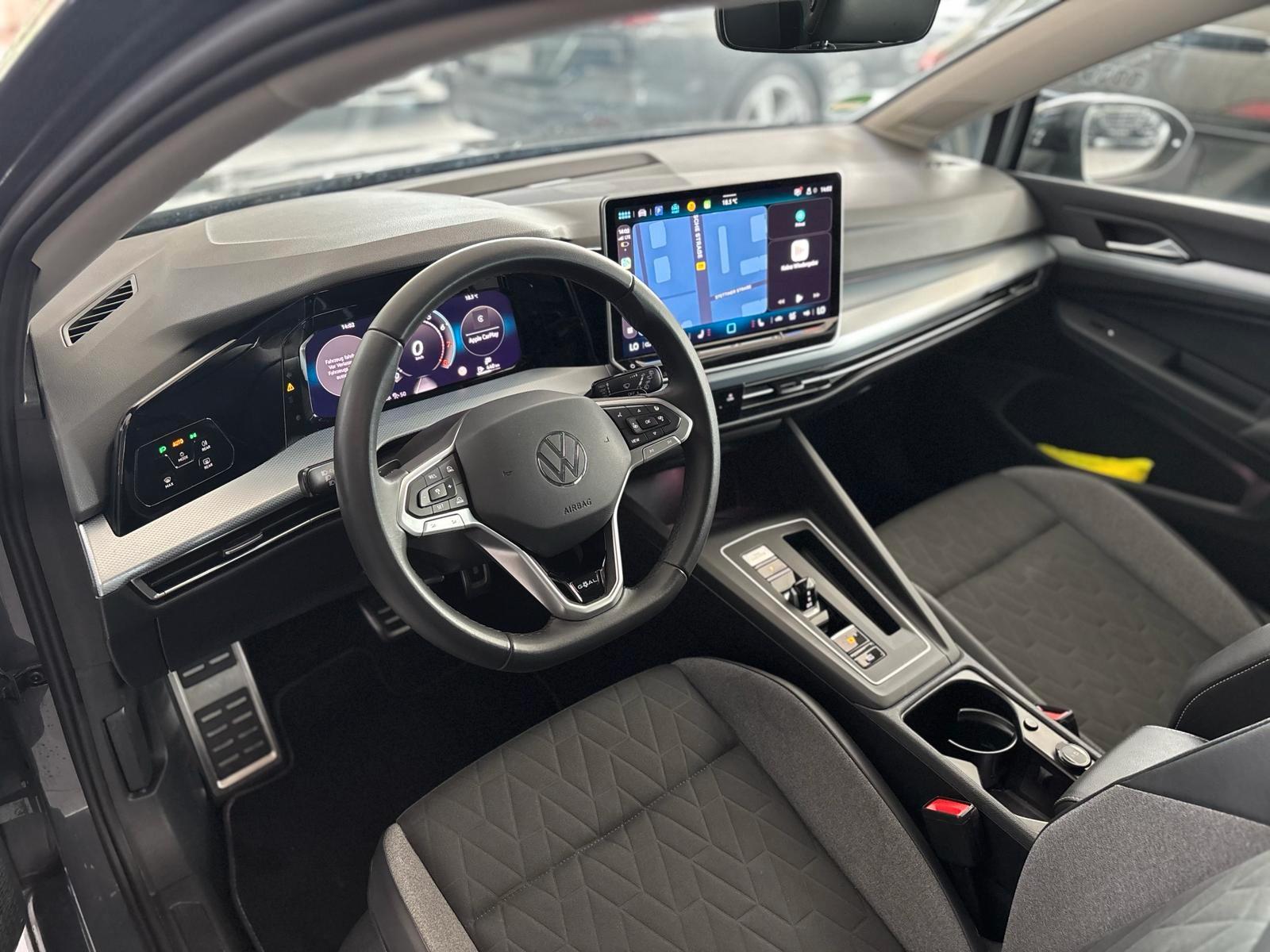 Volkswagen Golf VIII Lim. 1.5 eTSI 1.HAND GOAL NAVI DSG LED, миниатюра 14