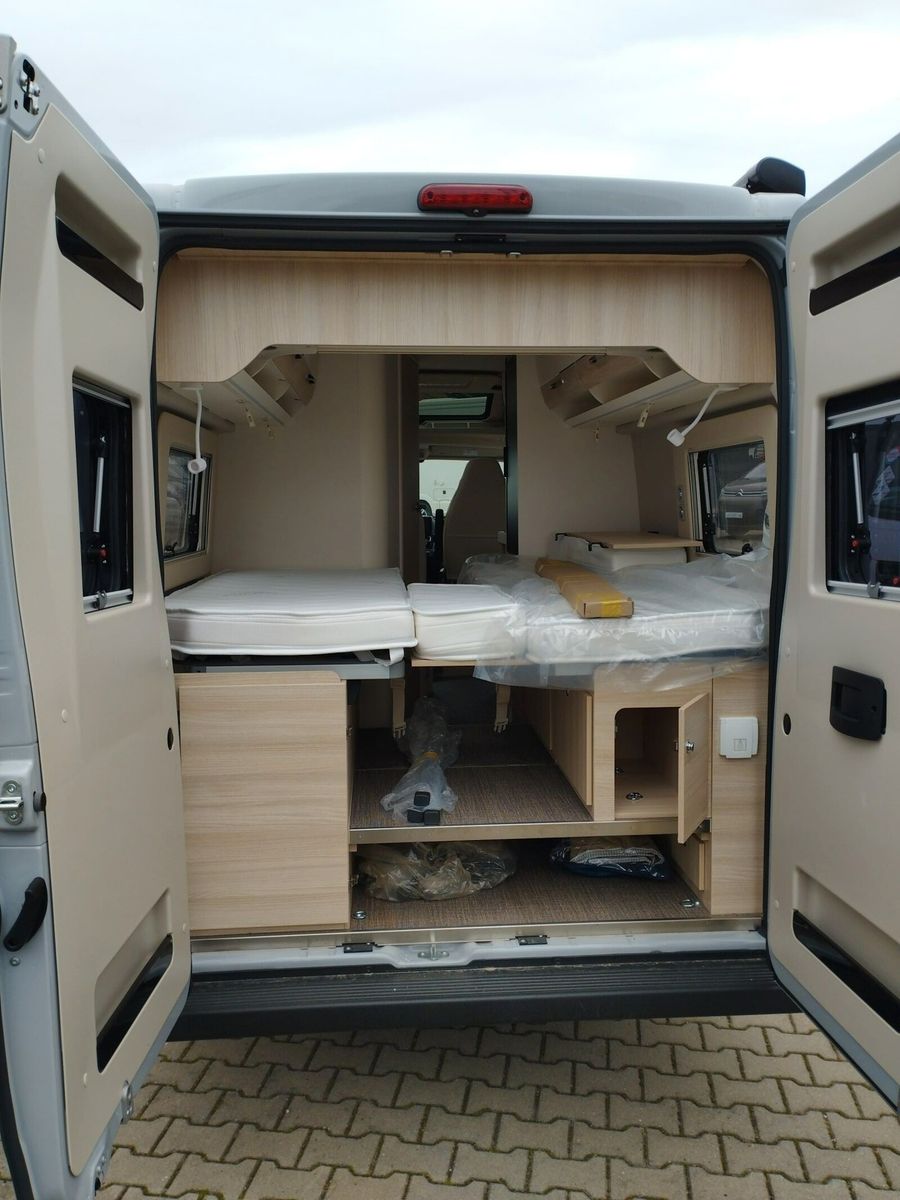 Fahrzeugabbildung Eura Mobil Van V 635 EB Automatik, Markise, Mondial Plus