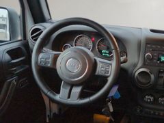 JEEP Wrangler Sport 2.8 CRD Unfallfrei