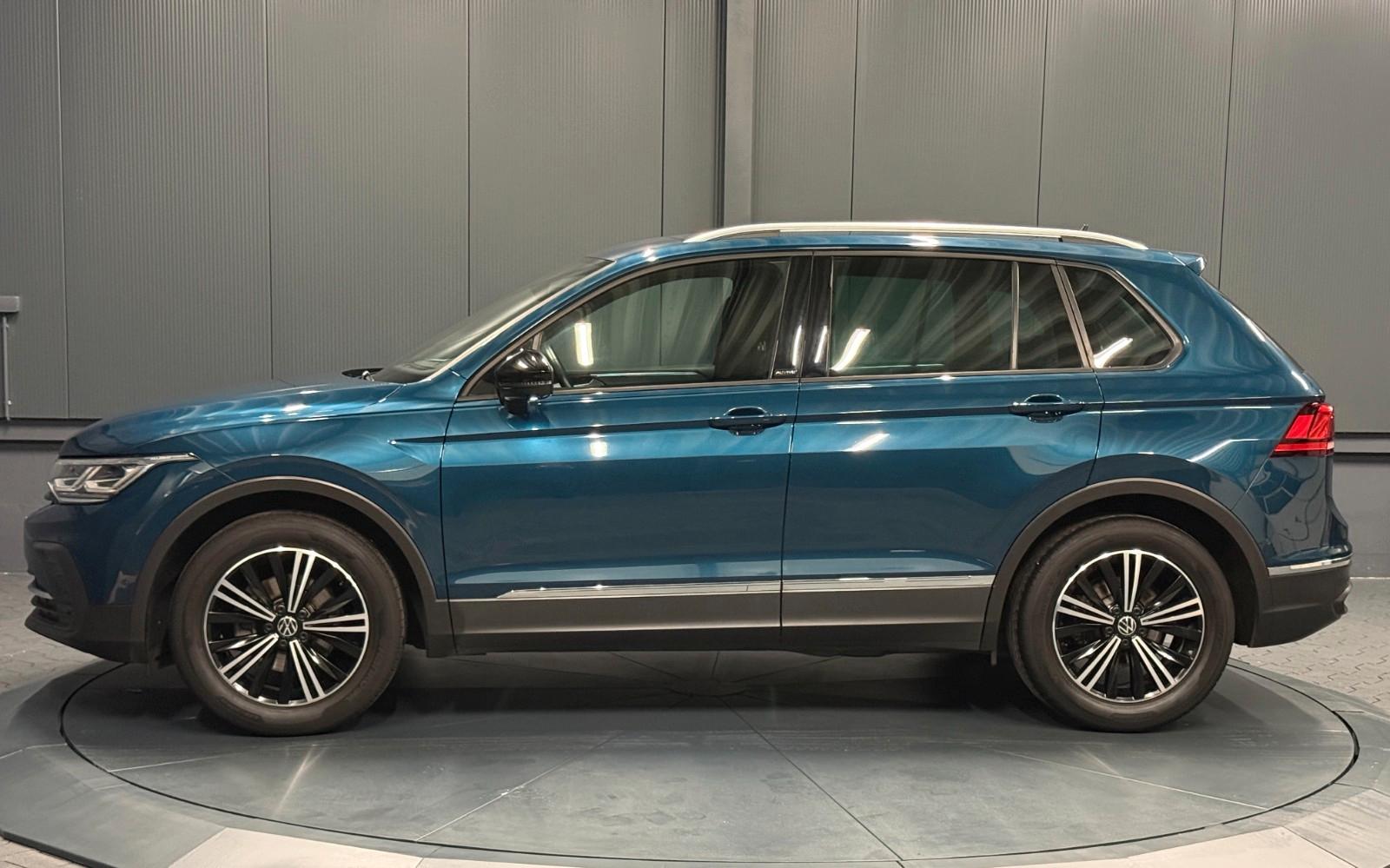 Volkswagen Tiguan 1.5 TSI DSG Active*18Zoll*HeadUp*AHK*LED*