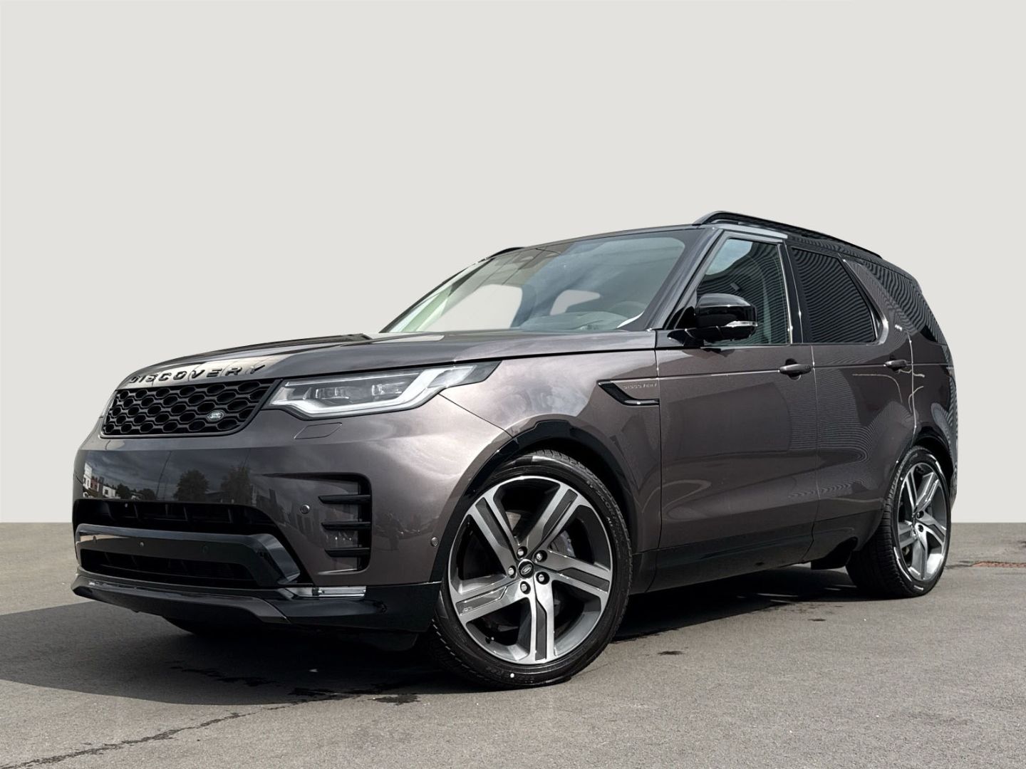 Land Rover Discovery 5 Dynamic HSE D350 VOLL AWD EU6e Stand