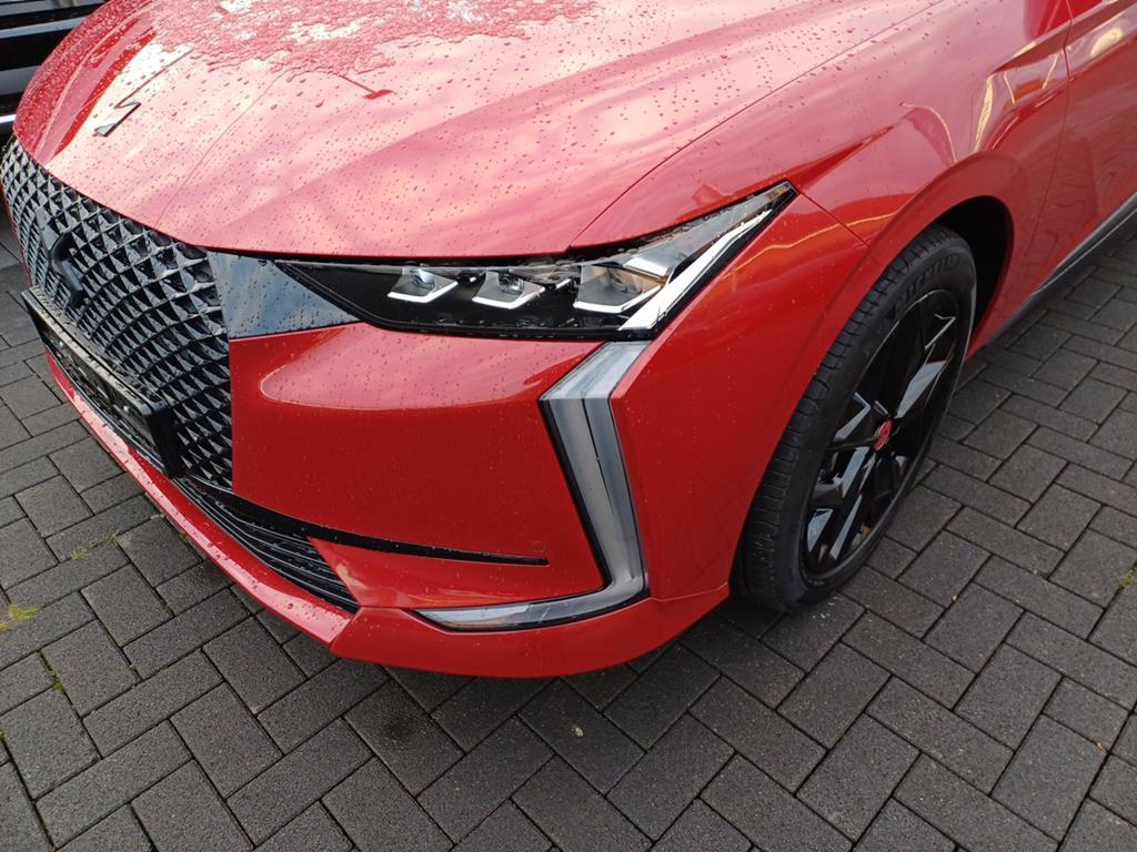 DS Automobiles DS4 Performance Line +