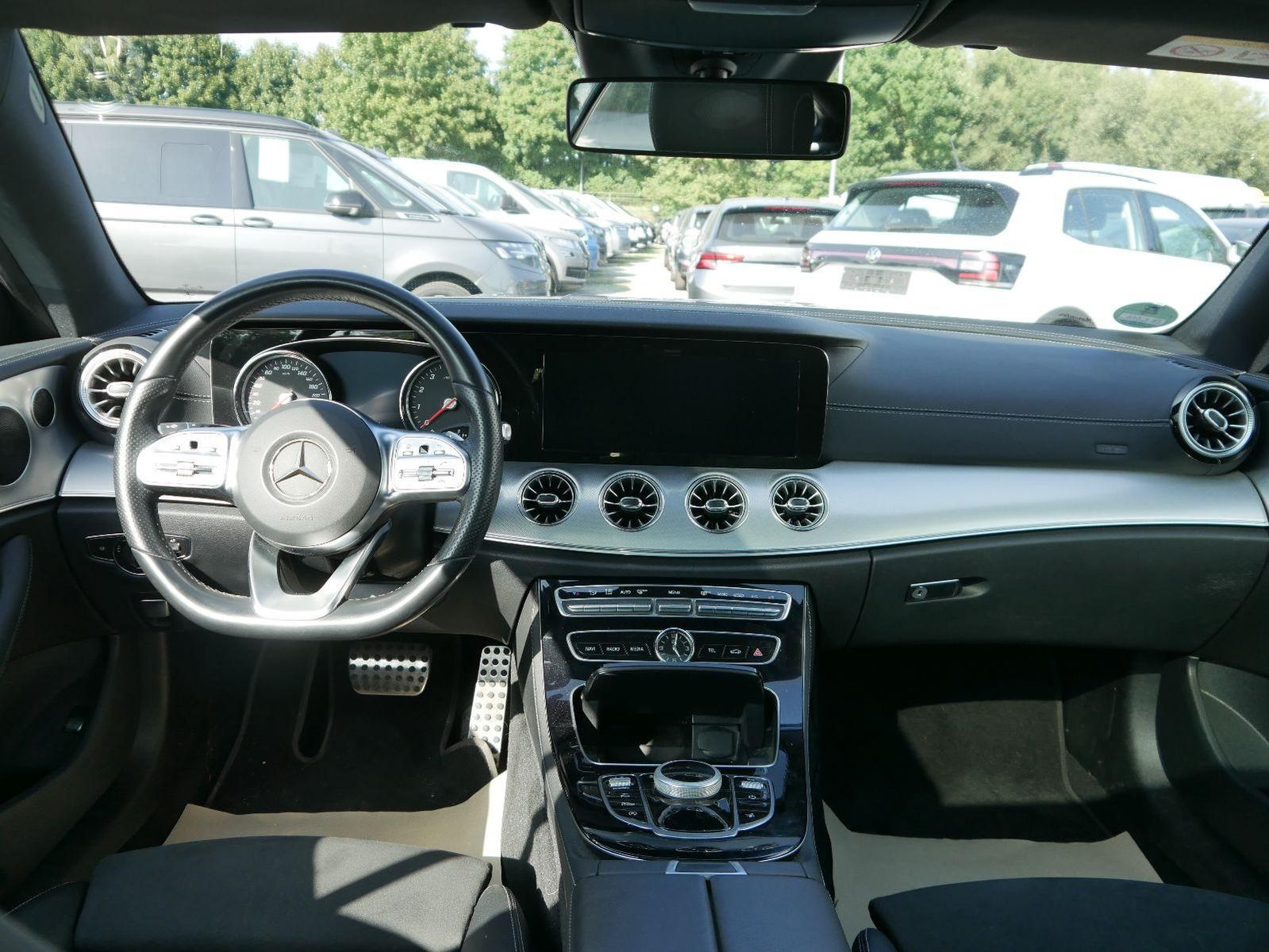 Mercedes-Benz E 300 Coupe-AMG-LINE NAVI PDC KAMERA LED SHZ KLI foto 10