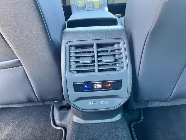Formentor VZ 1.4l e-Hybrid Pano AHK XL Assist
