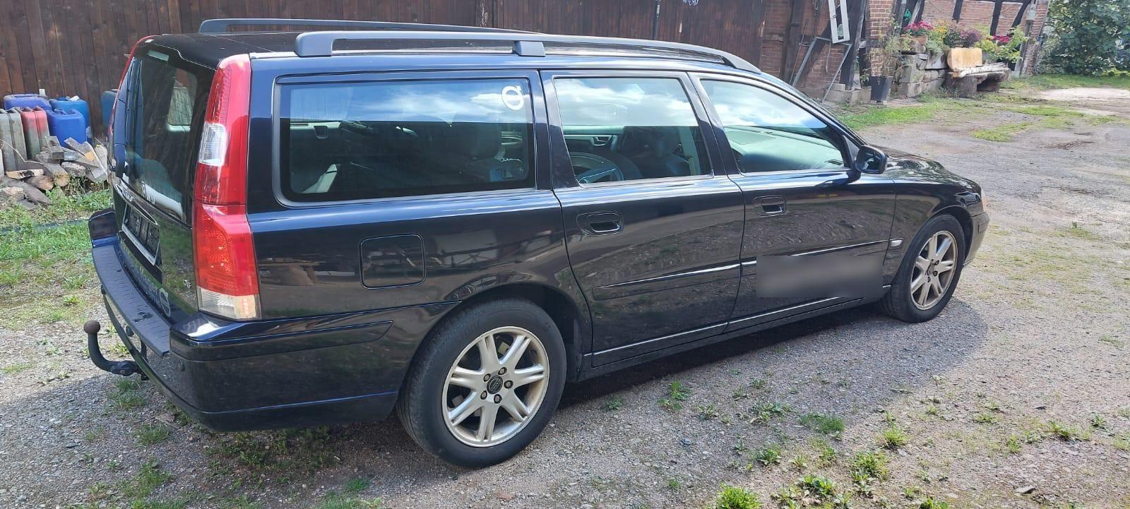 Volvo V70 2006 — салон