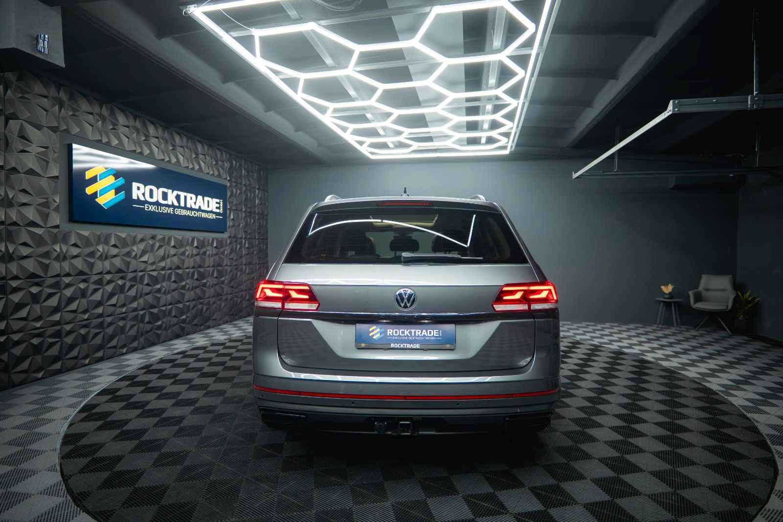 Fahrzeugabbildung Volkswagen ATLAS 3.6 4x4 SEL PREMIUM Black Line *7 Sitze*