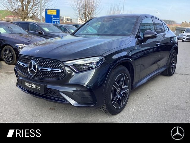 MERCEDES-BENZ GLC 300 d 4M Cp AMG+Night+Pano+AHK+Kamera