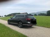 Volkswagen Passat 2.0 TDI SCR 147kW DSG 4M Elegan. Vari... - Volkswagen Passat: Kw