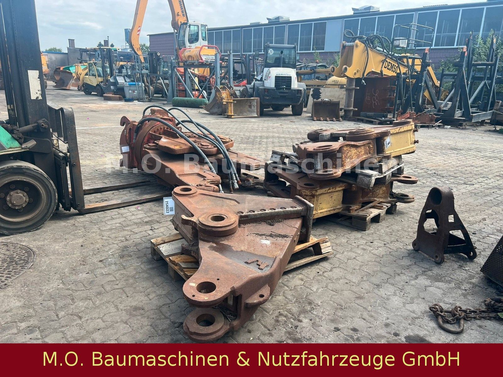 Fahrzeugabbildung Andere VT 40 mit 3 Wechselbacken/Stahl/Beton